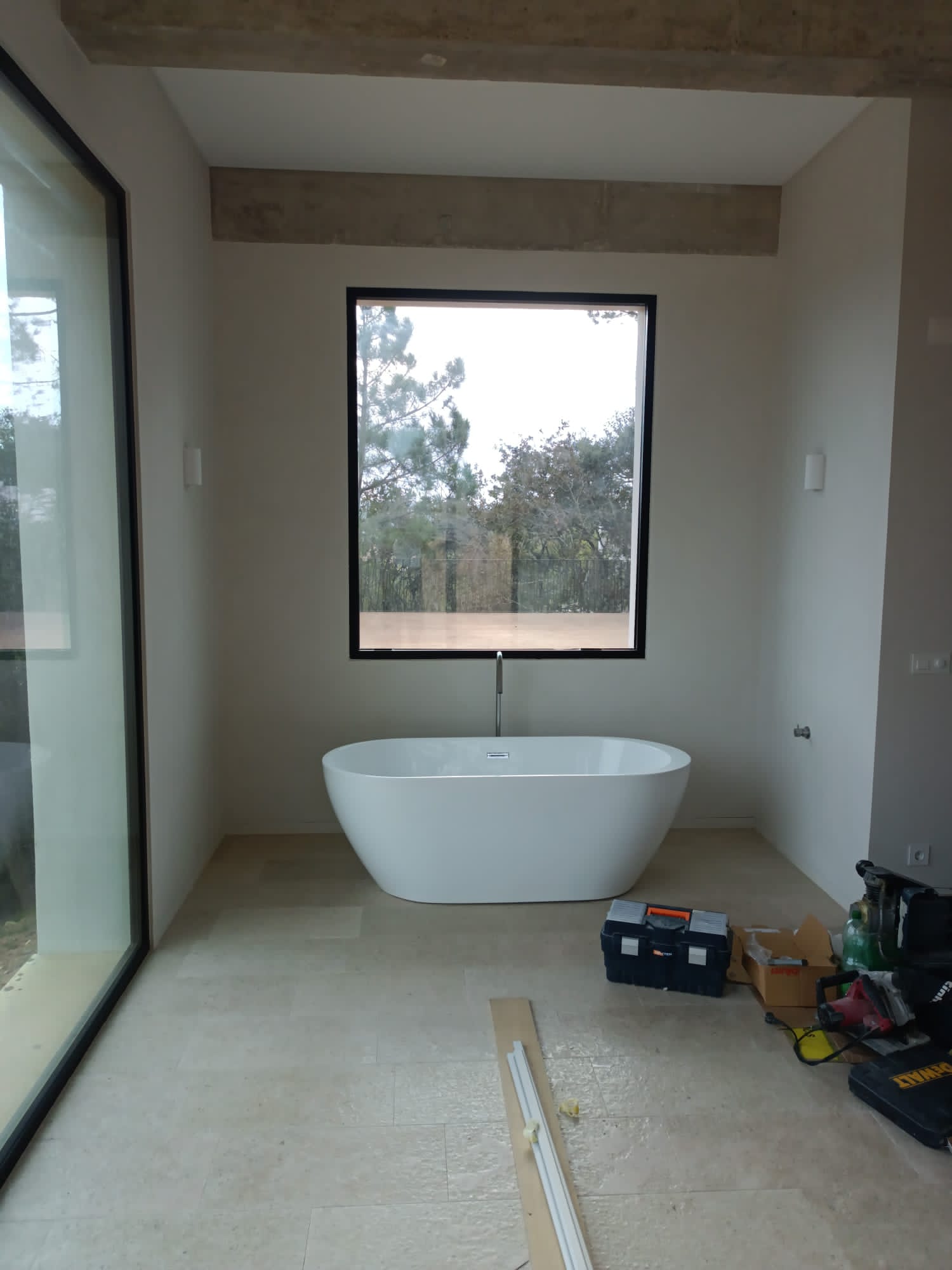 Construção de raiz de moradia