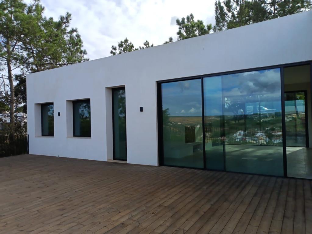 Construção de raiz de moradia